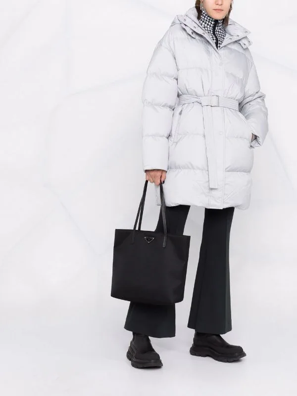 12 STOREEZ LIGHT GREY Doudoune à Taille Ceinturée Femme 2 12 STOREEZ LIGHT GREY Doudoune à Taille Ceinturée Femme – Image 2