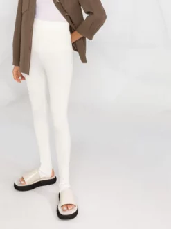 12 STOREEZ Legging Fuseau En Laine Mérinos IVORY -12 STOREEZ Soldes Magasin 17652570 6689f0e0 b36c 4f50 b046 68356246a18b 600